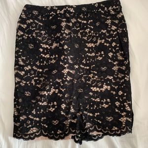 Black / nude skirt